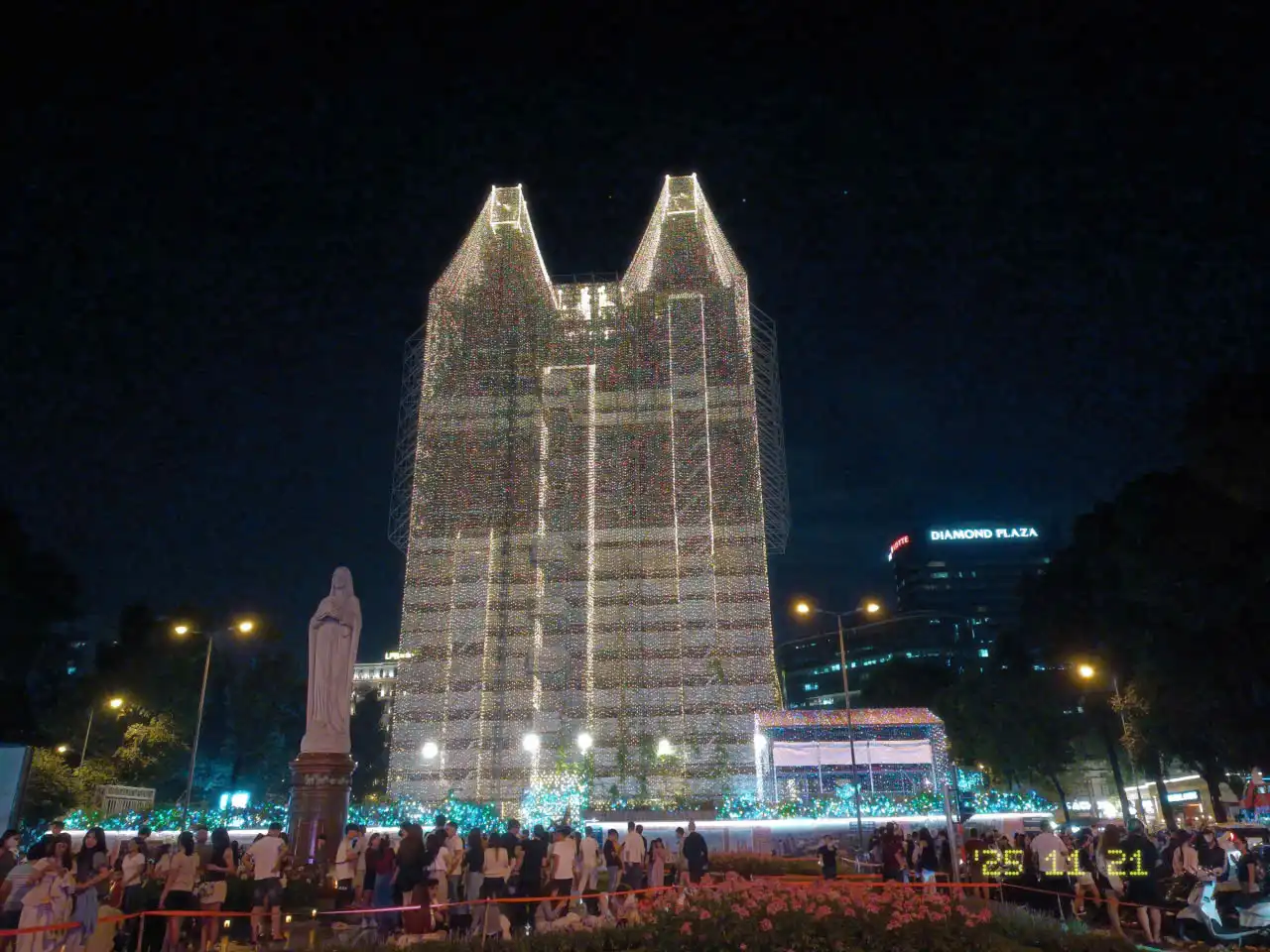 Thành phố không bao giờ ngủ Thành phố không bao giờ ngủ